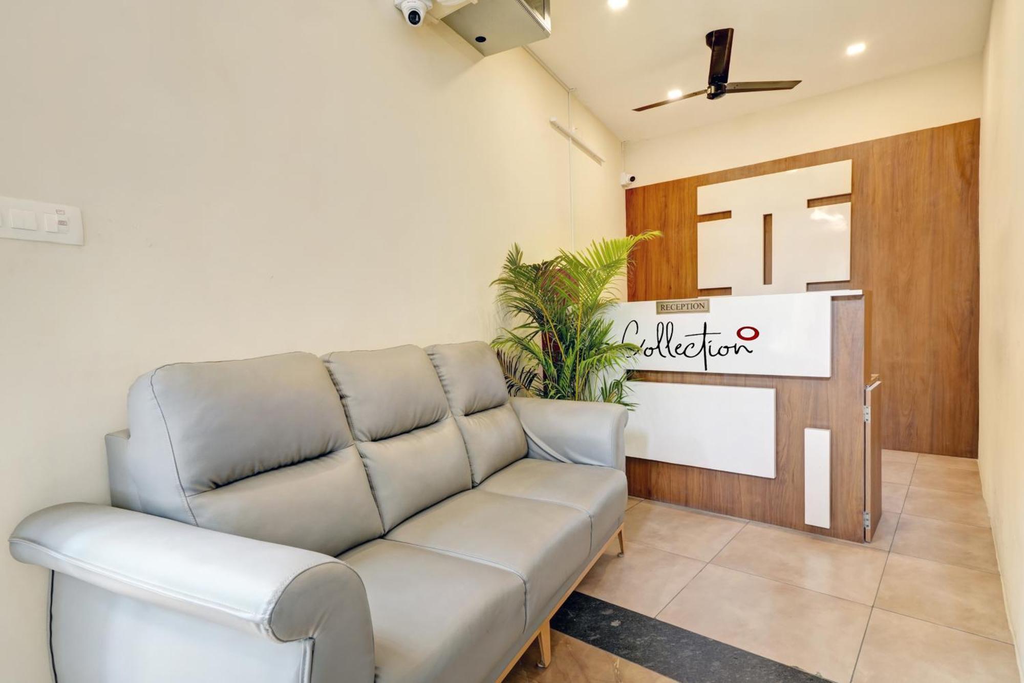 Gypsy Hotel Cusat Kochi Exterior photo