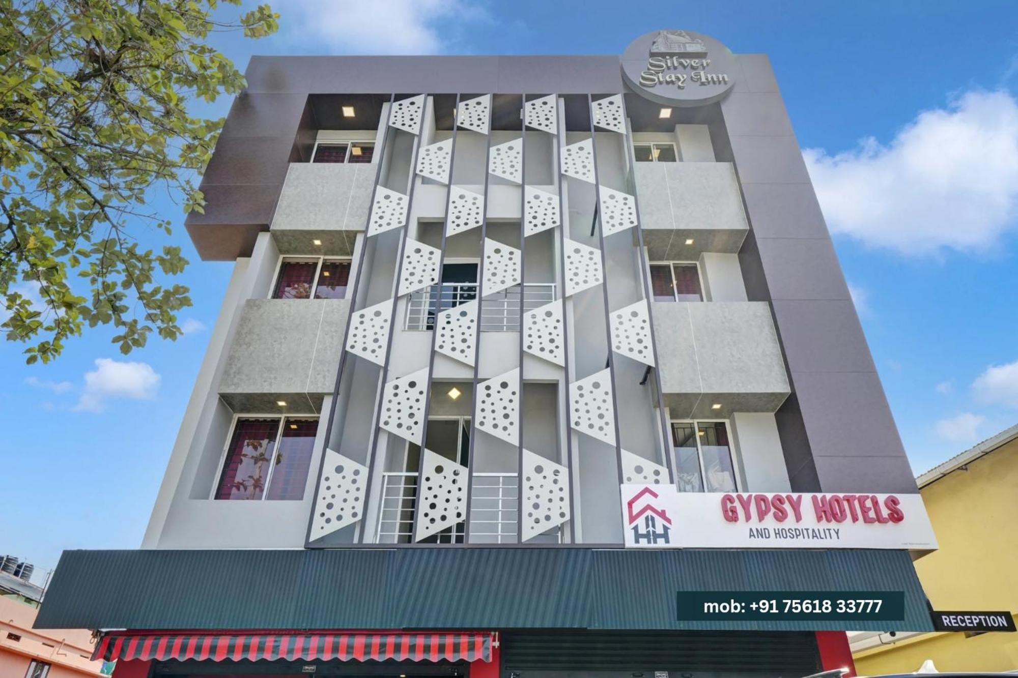 Gypsy Hotel Cusat Kochi Exterior photo